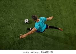 深蹲不会屈髋的话，可以在后面放一张凳子，找一找感